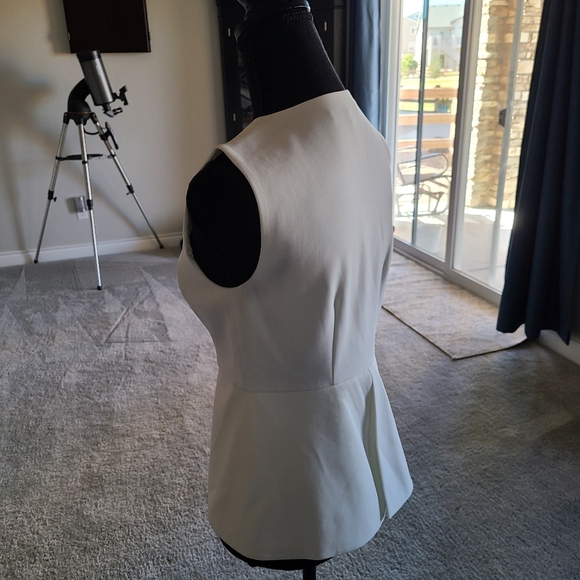 Bcbg top - Picture 5 of 7